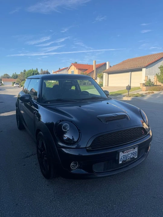2007 Mini Mini 2nd Gen - Image 2 of 14