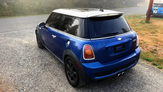 2007 MINI Cooper S Hatchback 2D