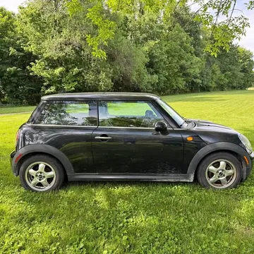 2007 MINI Cooper Hatchback 2D
