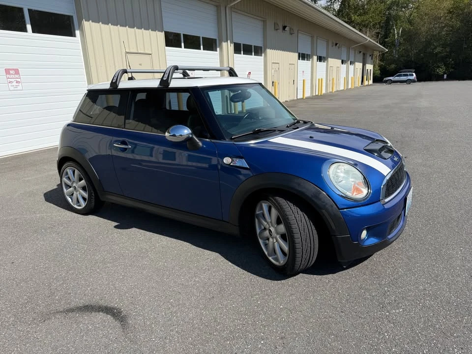 2007 Mini Mini 2nd Gen - Image 2 of 16