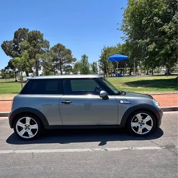 2007 MINI Cooper S Hatchback 2D