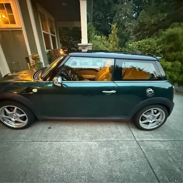 2007 MINI Cooper S Hatchback 2D