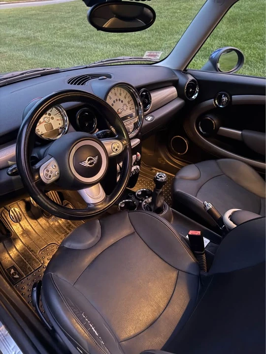 2007 Mini Mini 2nd Gen - Image 7 of 11