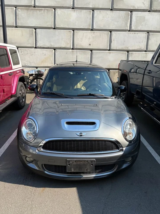 2007 Mini Mini Cooper S 1st Gen - Image 2 of 7