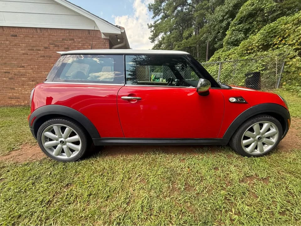 2007 Mini Mini Cooper S 1st Gen - Image 8 of 17