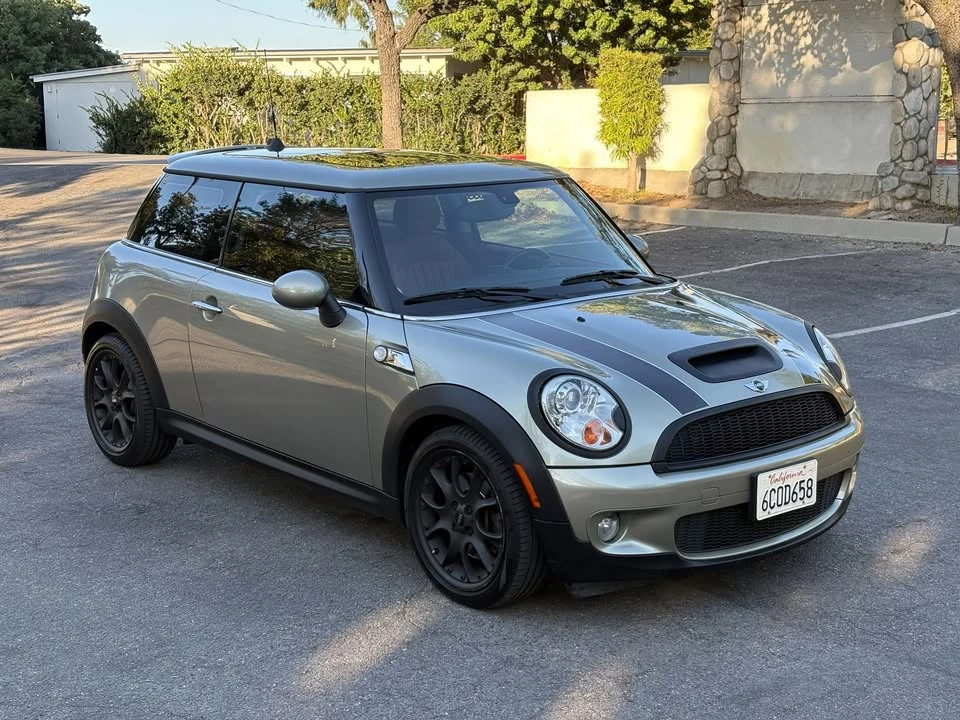 2007 Mini Mini 2nd Gen - Image 2 of 19