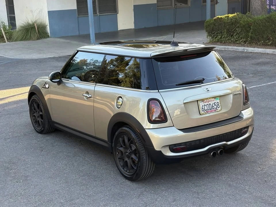 2007 Mini Mini 2nd Gen - Image 3 of 19