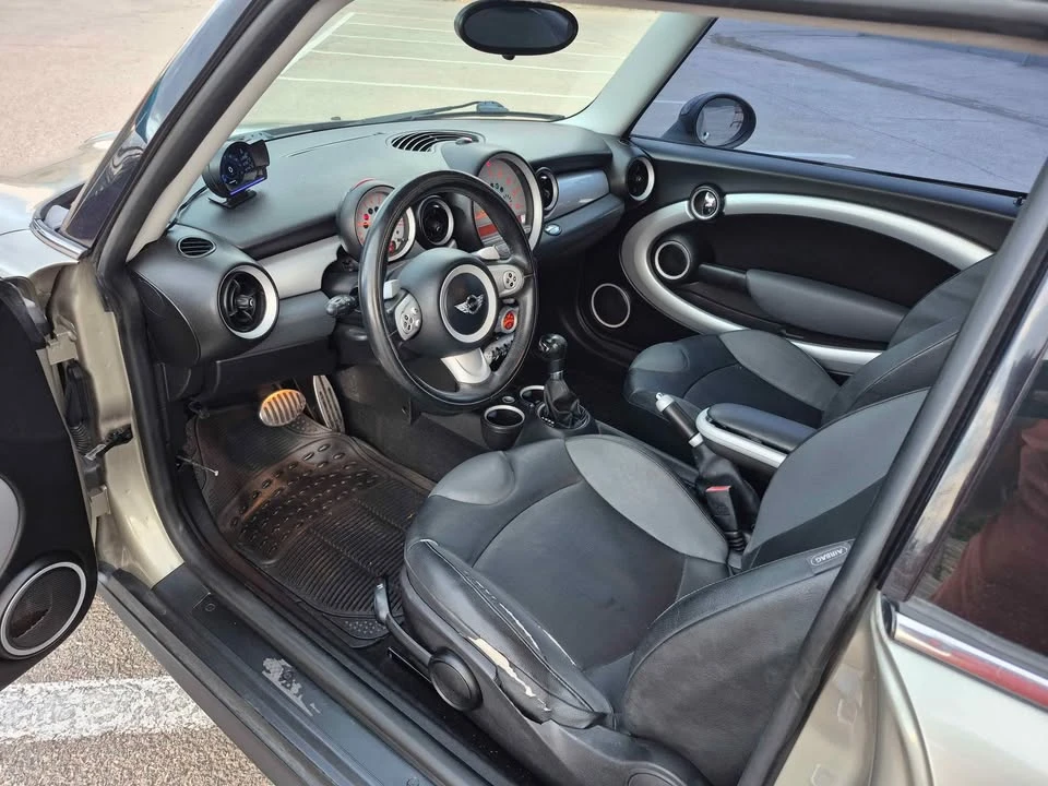 2007 Mini Mini Cooper S 1st Gen - Image 6 of 13