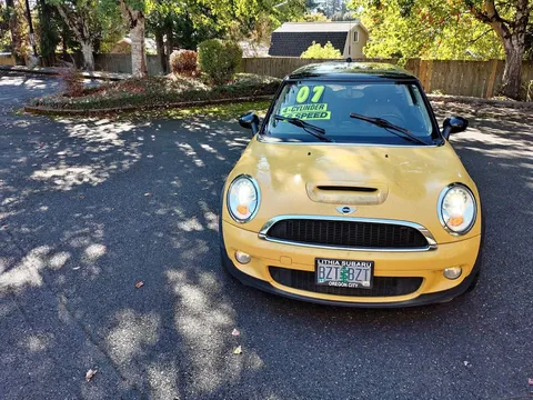 2007 MINI Hardtop 2 Door Cooper S Classic Hatchback 2D