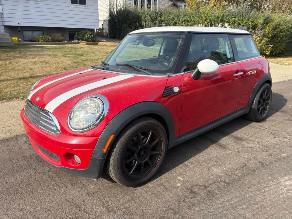 2007 Mini Mini 2nd Gen - Image 2 of 5