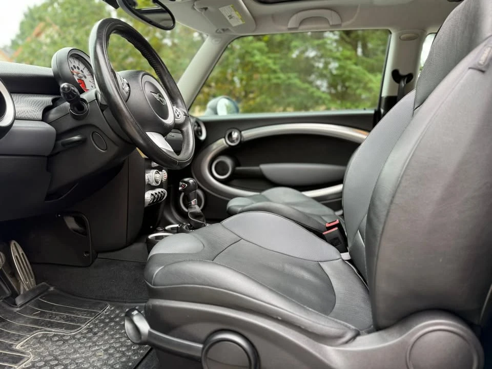 2007 Mini Mini Cooper S 1st Gen - Image 9 of 16