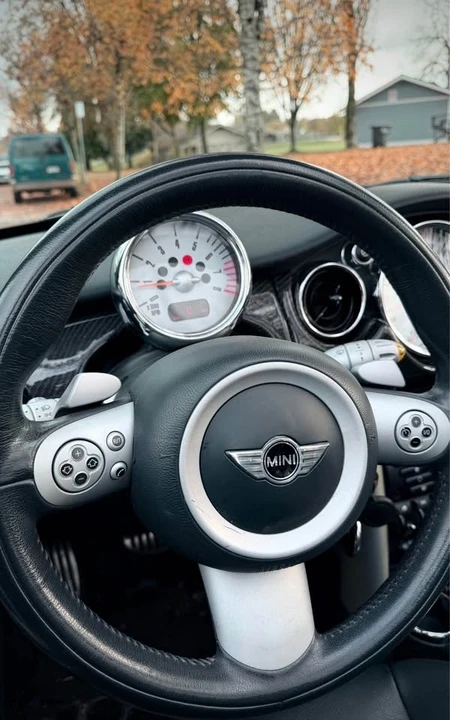 2007 Mini Mini Cooper S 1st Gen - Image 11 of 12