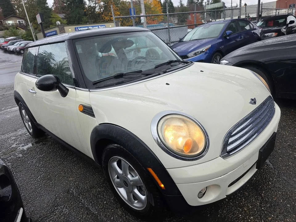 2007 Mini Mini 2nd Gen - Image 2 of 5