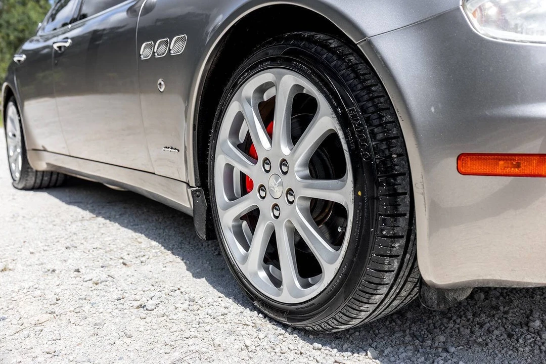 2007 Maserati Quattroporte 5th Gen - Image 30 of 31
