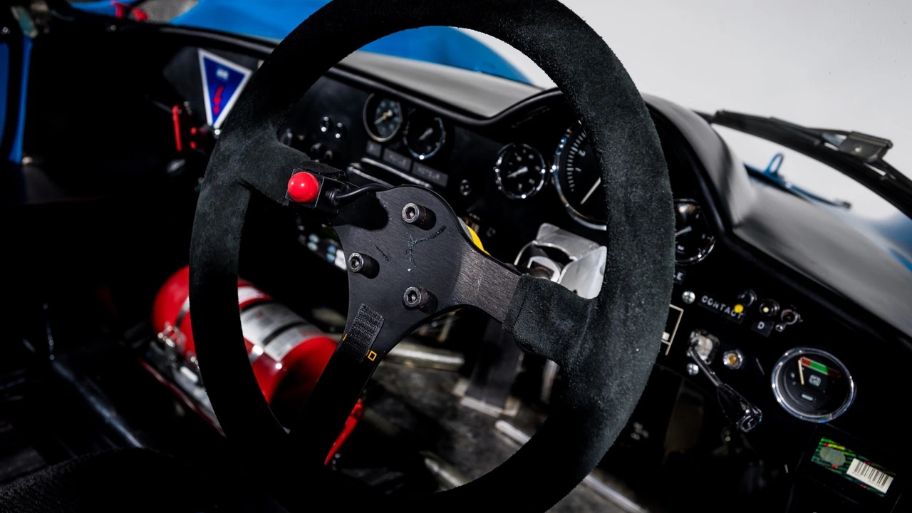2007 Matra - Image 11 of 31