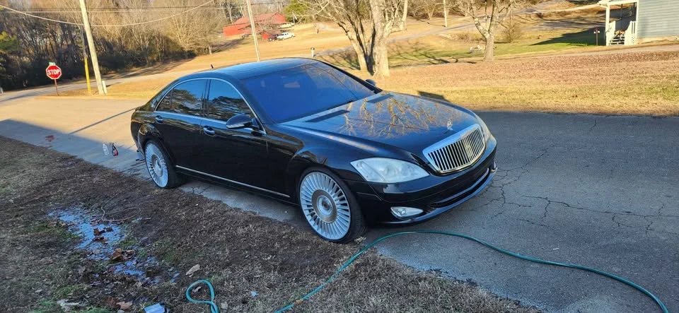 2007 Maybach - Image 6 of 8
