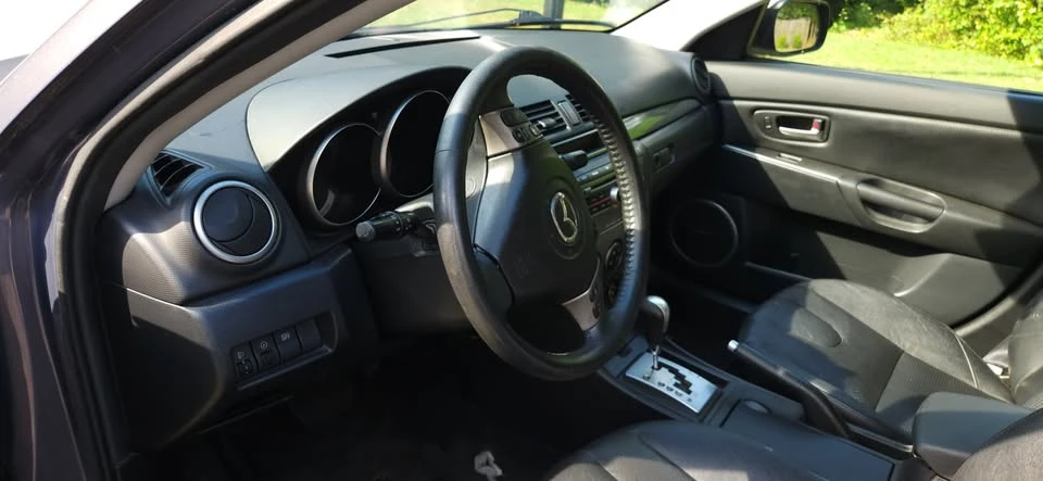 2007 Mazda Mazda 3 1st Gen - Image 3 of 8