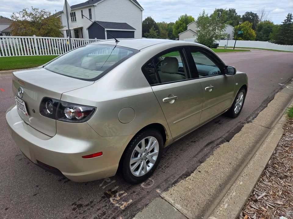 2007 Mazda Mazda 3 1st Gen - Image 3 of 13