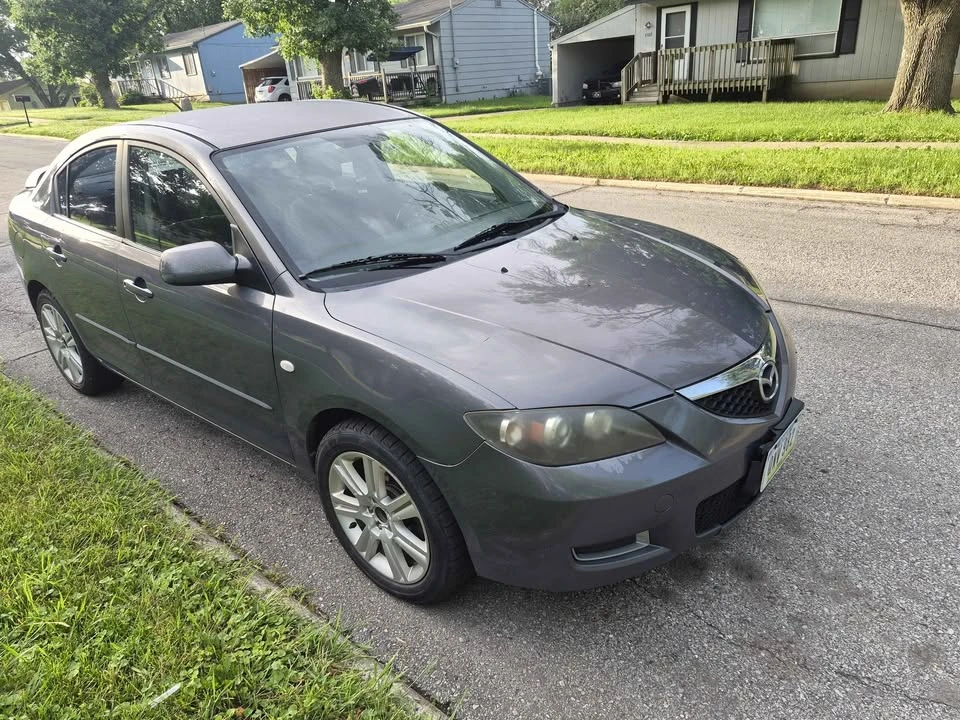 2007 Mazda Mazda 3 1st Gen - Image 2 of 8