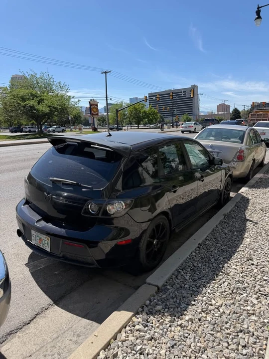 2007 Mazda Mazdaspeed 3 1st Gen - Image 2 of 10