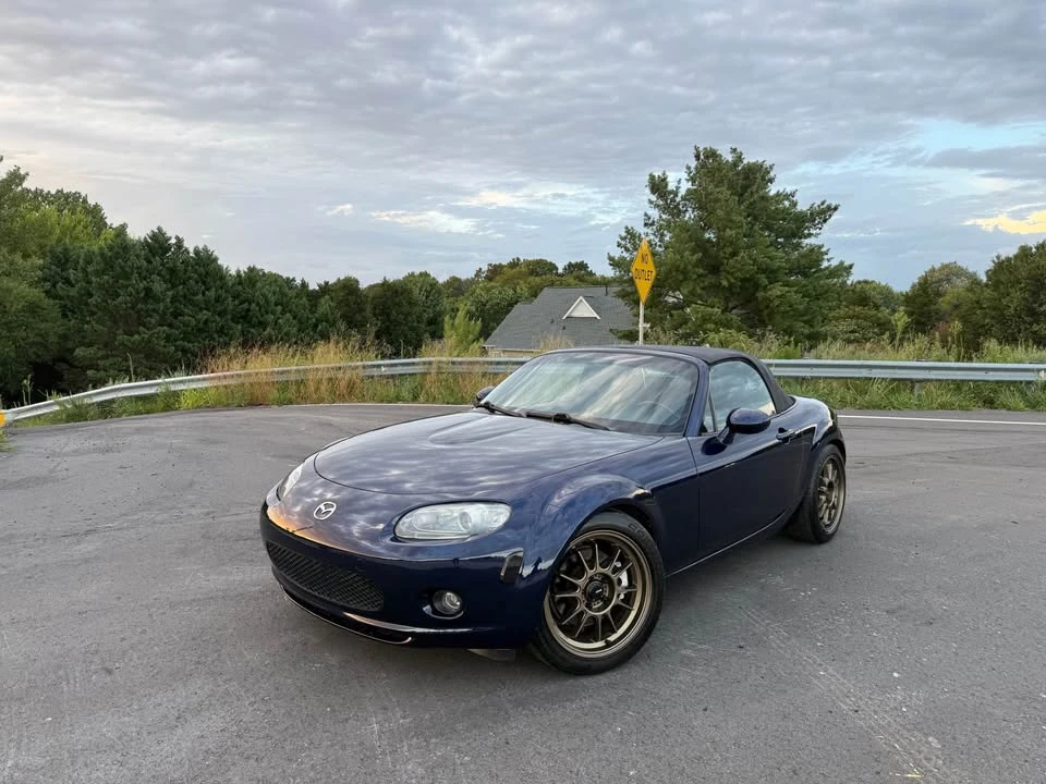 2007 Mazda NC MX-5 Miata - Image 2 of 11
