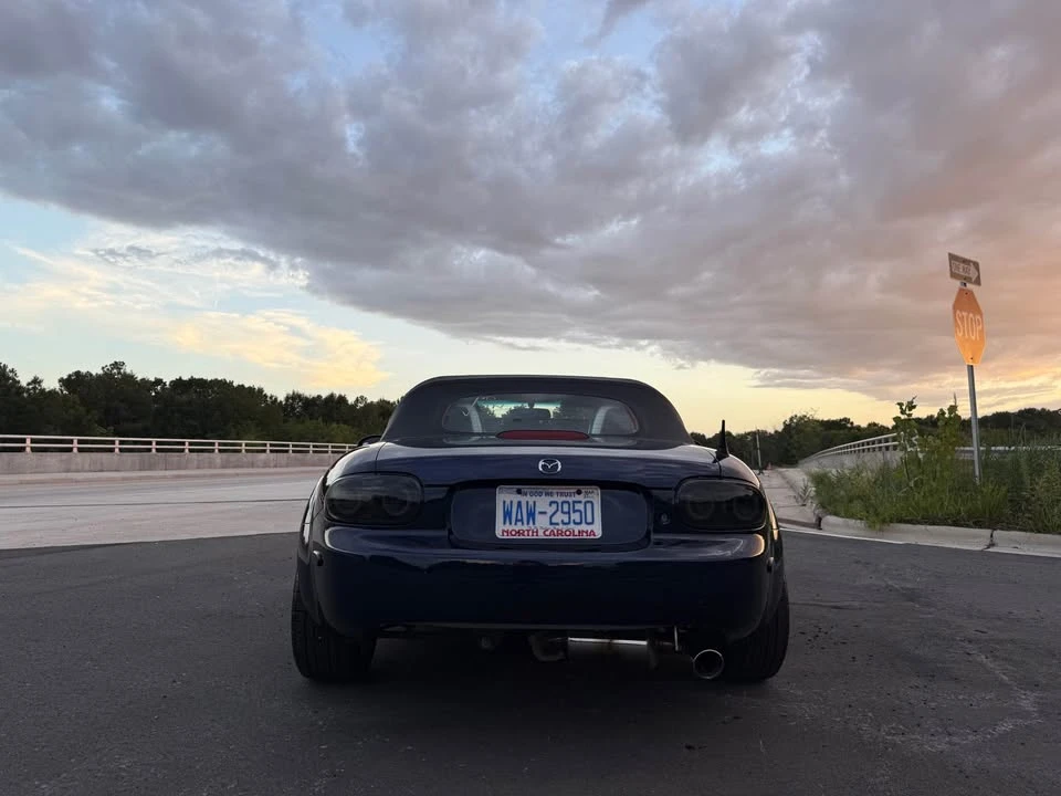 2007 Mazda NC MX-5 Miata - Image 5 of 11