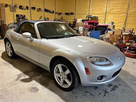 2007 Mazda MX-5 Miata Club Convertible 2D