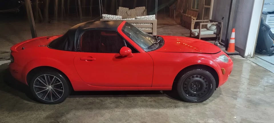 2007 Mazda NC MX-5 Miata - Image 14 of 15
