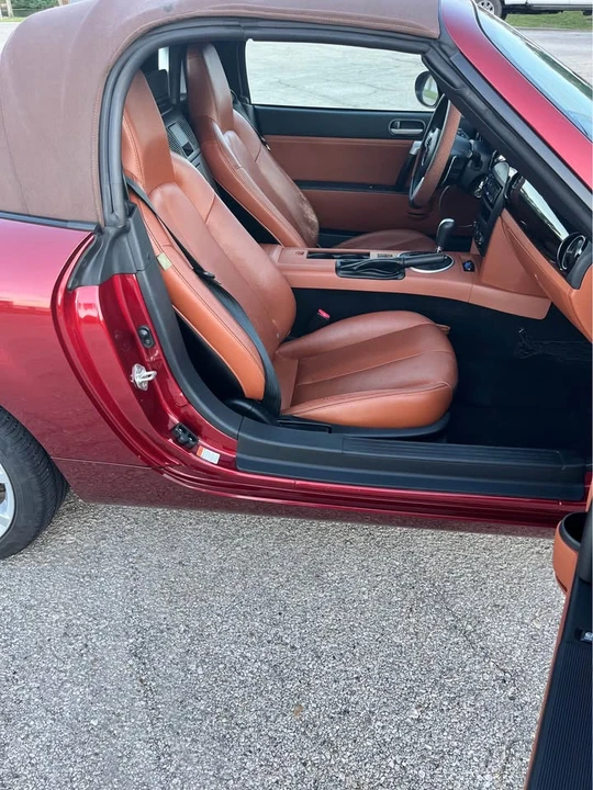 2007 Mazda NC MX-5 Miata - Image 9 of 21