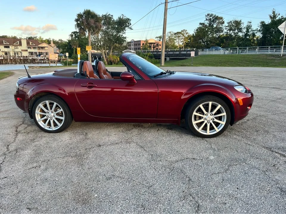 2007 Mazda NC MX-5 Miata - Image 17 of 21