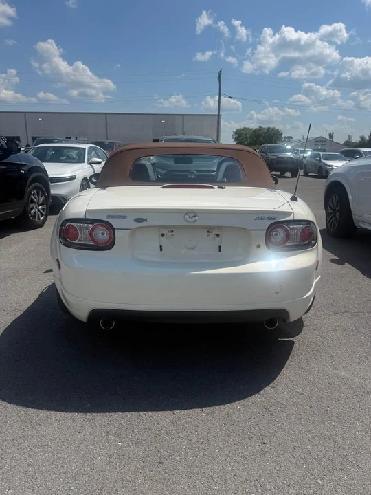 2007 Mazda NC MX-5 Miata - Image 3 of 3