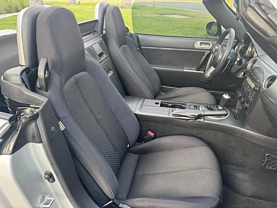 2007 Mazda NC MX-5 Miata - Image 18 of 30