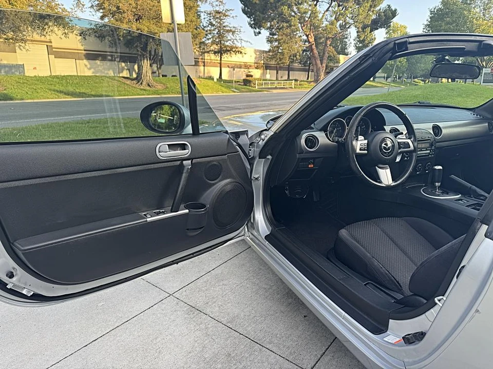 2007 Mazda NC MX-5 Miata - Image 11 of 30