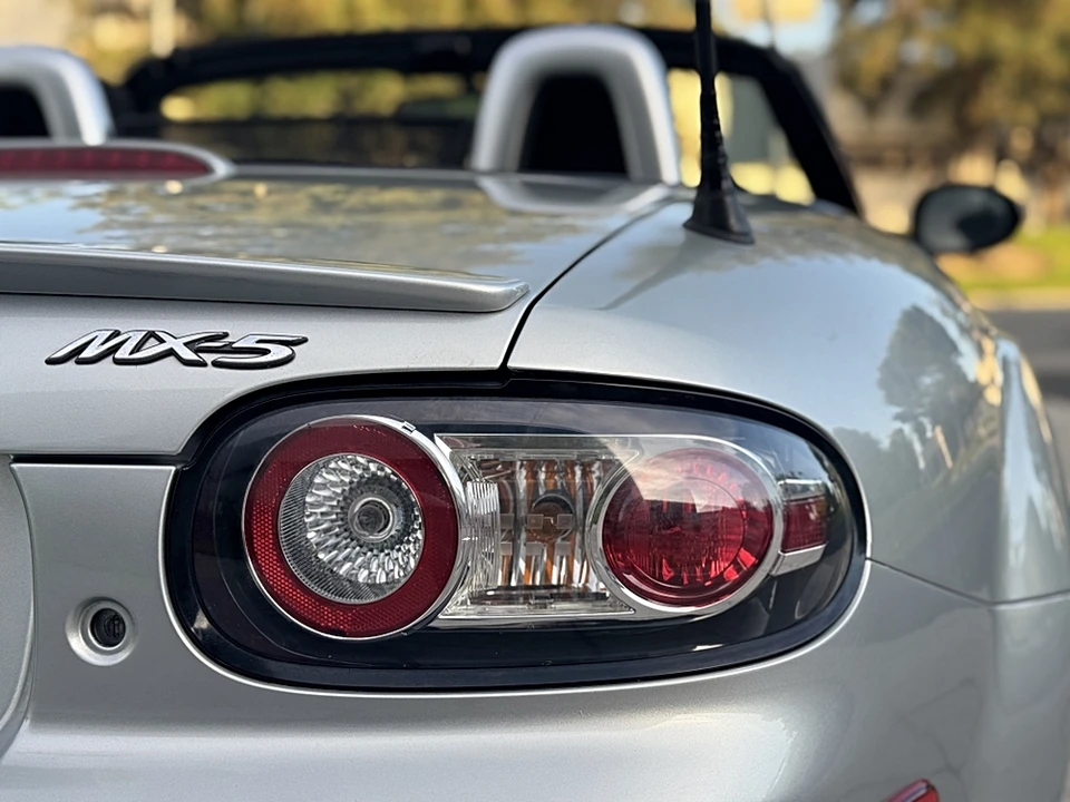 2007 Mazda NC MX-5 Miata - Image 10 of 30