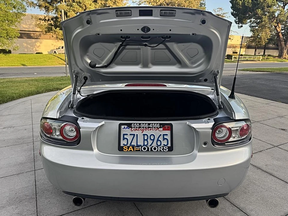 2007 Mazda NC MX-5 Miata - Image 24 of 30