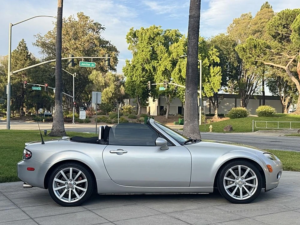 2007 Mazda NC MX-5 Miata - Image 4 of 30