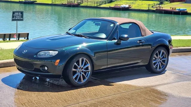 2007 Mazda MX-5 Club Sport Convertible 2D
