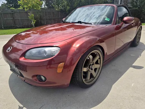 2007 Mazda MX-5 Convertible 2D