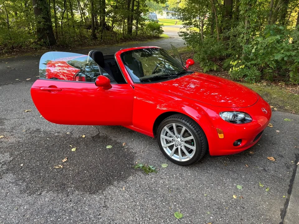 2007 Mazda NC MX-5 Miata - Image 7 of 8