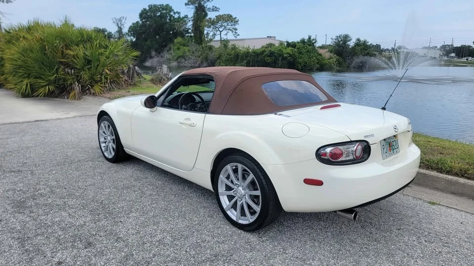 2007 Mazda NC MX-5 Miata - Image 3 of 17