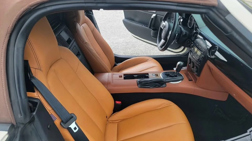 2007 Mazda NC MX-5 Miata - Image 14 of 17