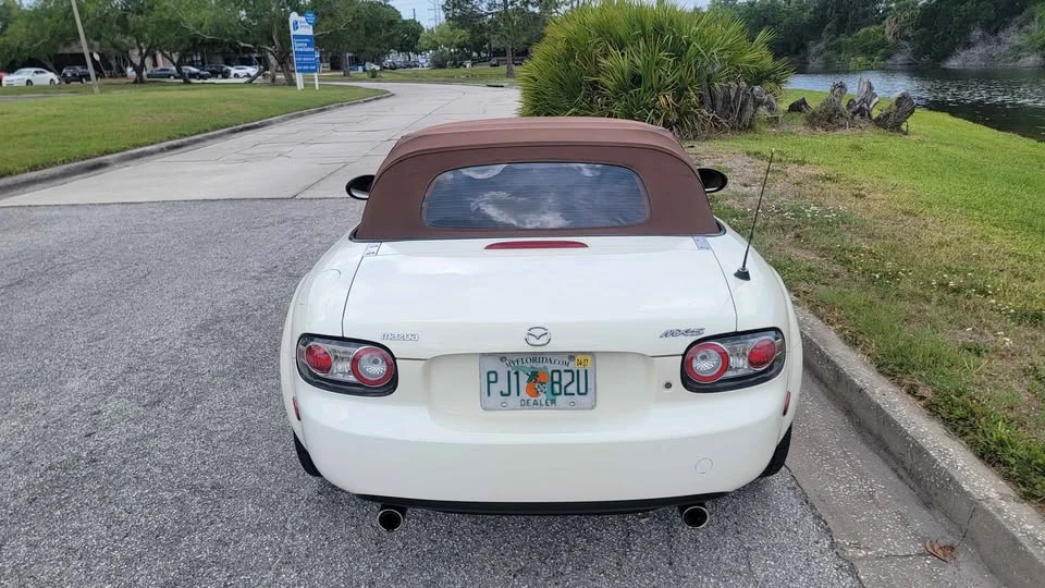 2007 Mazda NC MX-5 Miata - Image 4 of 17