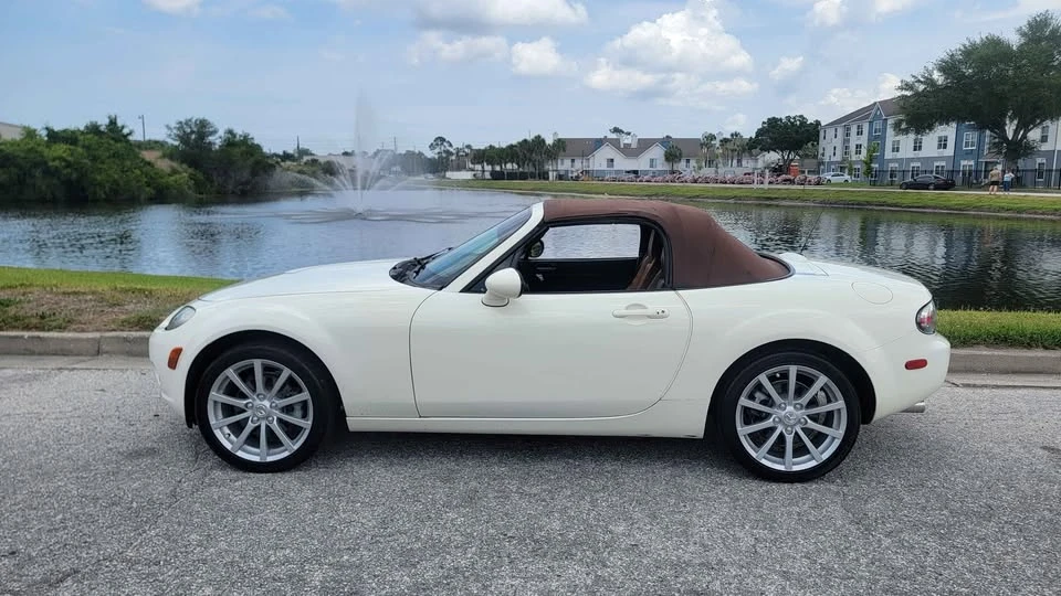 2007 Mazda NC MX-5 Miata - Image 2 of 17