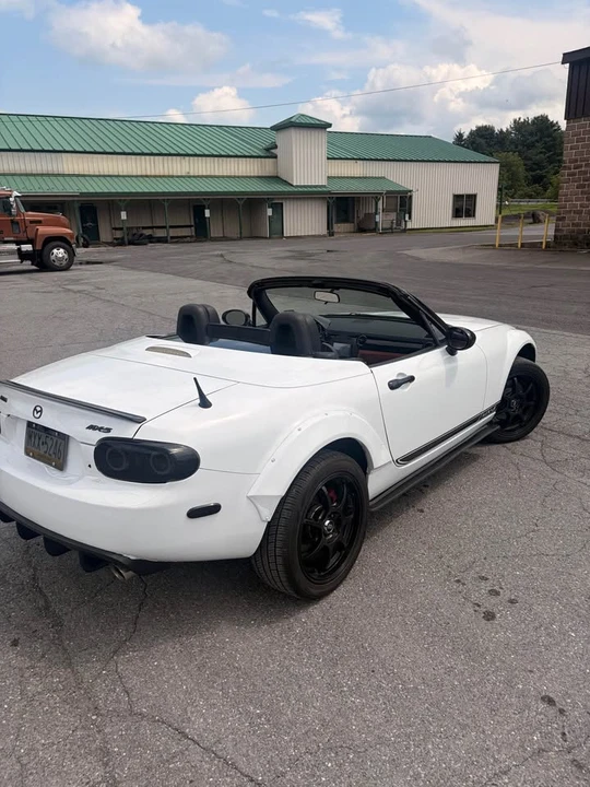 2007 Mazda NC MX-5 Miata - Image 7 of 9