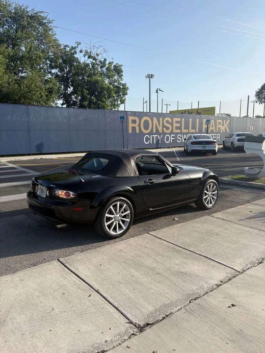 2007 Mazda NC MX-5 Miata - Image 2 of 9