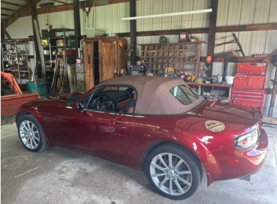 2007 Mazda NC MX-5 Miata - Image 2 of 2
