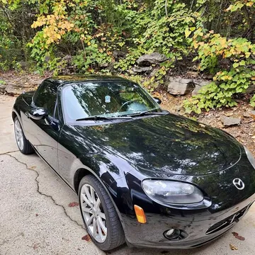 2007 Mazda MX-5 Grand Touring Hard Top Convertible 2D