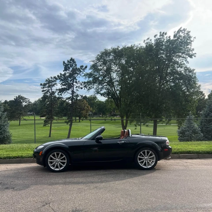 2007 Mazda NC MX-5 Miata - Image 2 of 20