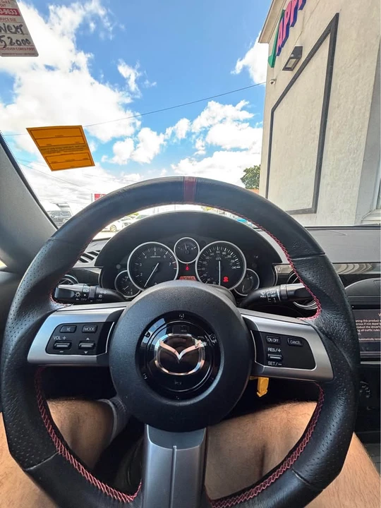 2007 Mazda NC MX-5 Miata - Image 10 of 11