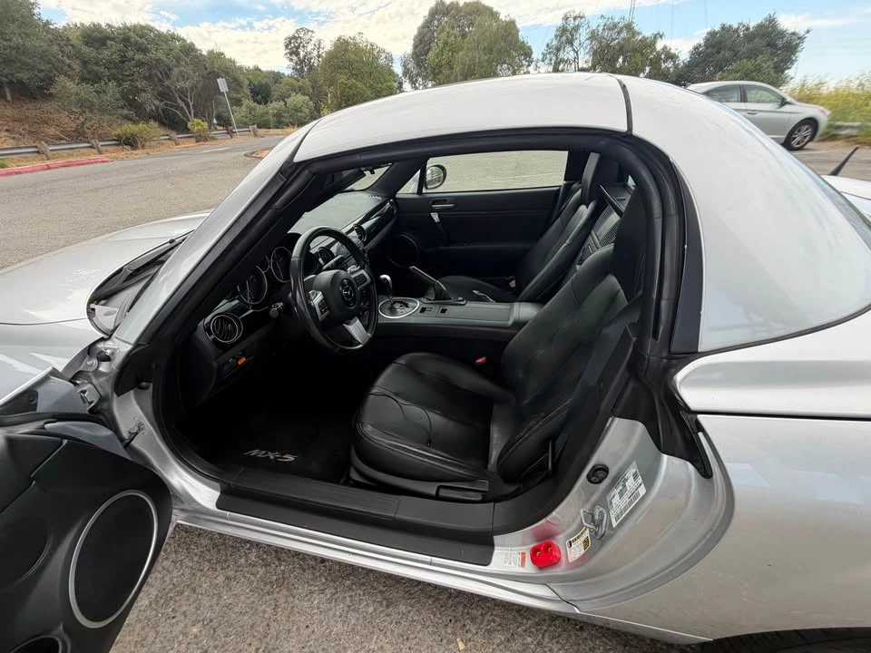 2007 Mazda NC MX-5 Miata - Image 14 of 20